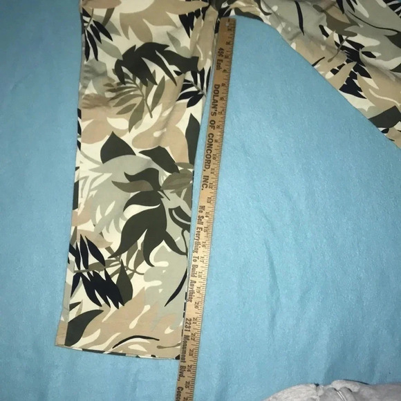 Hilliard & Hanson crop pants stretchy jungle print size 8 - Picture 5 of 5